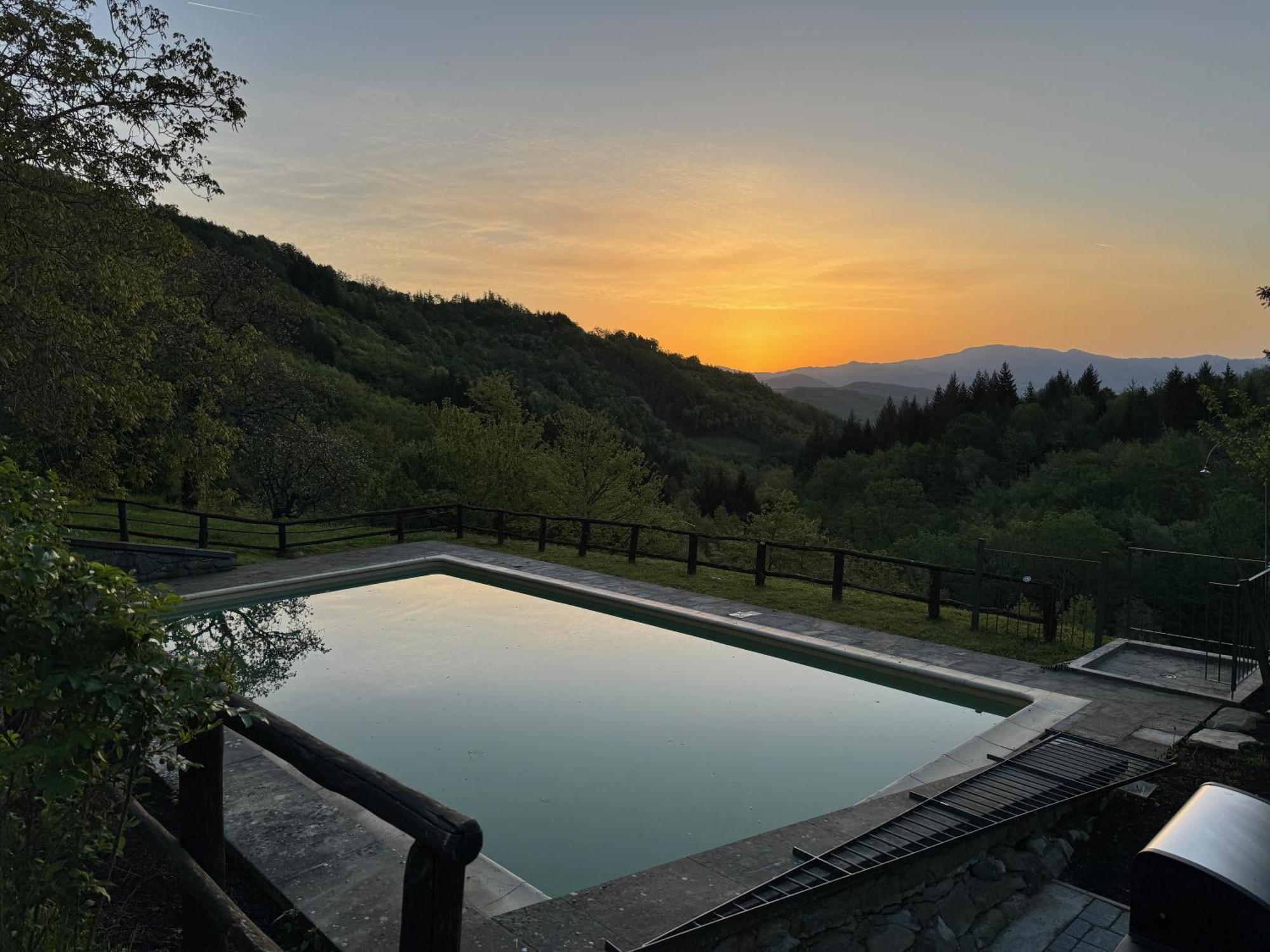 Bio Agriturismo Il Vigno Caprese Michelangelo Exterior foto